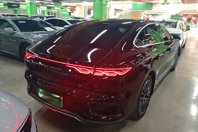 Used BYD Han 2024 EV Glory Edition 506KM Front-Wheel-Drive Premium Model Rear Right 45 Deg