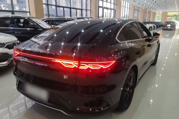 Used BYD Han 2024 DM-i Glory Edition 121KM Prestige Model Rear Right 45 Deg