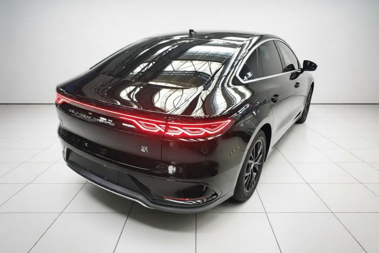 Used BYD Han 2024 DM-i Glory Edition 121KM Elite Model Rear Right 45 Deg