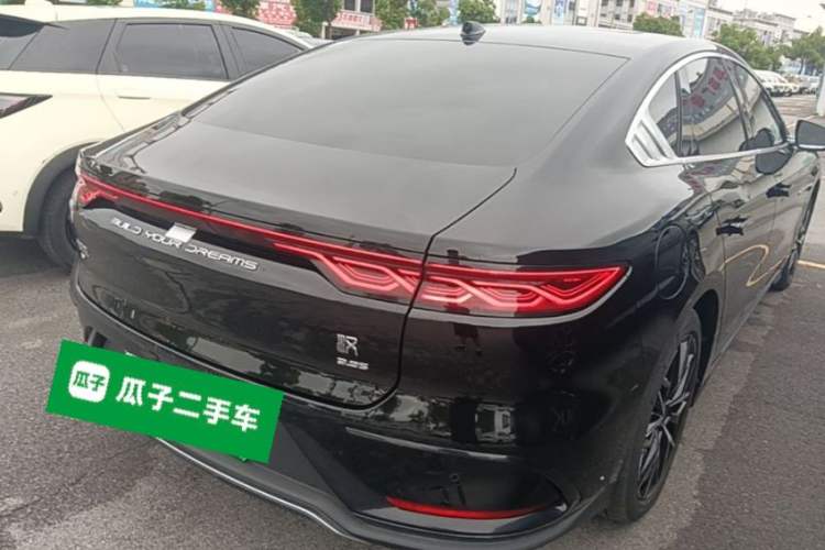 Used BYD Han 2024 EV Glory Edition 610 km All-Wheel Drive "Tian Shen Zhi Jia" Intelligent Driving Model Rear Right 45 Deg