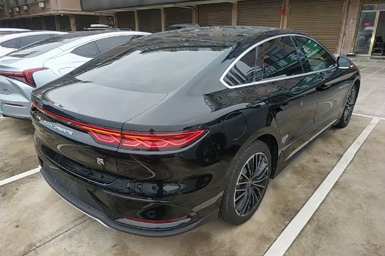 Used BYD Han 2024 EV Glory Edition 506KM Front-Wheel-Drive Premium Model Rear Right 45 Deg