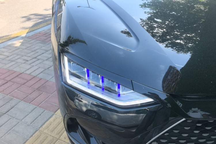 Used BYD Han 2024 DM-i Glory Edition 121KM Elite Model Right Front Headlight