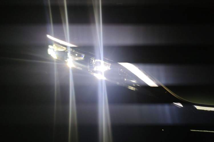 Used BYD Han 2024 EV Glory Edition 506KM Front-Wheel-Drive Premium Model Right Front Headlight