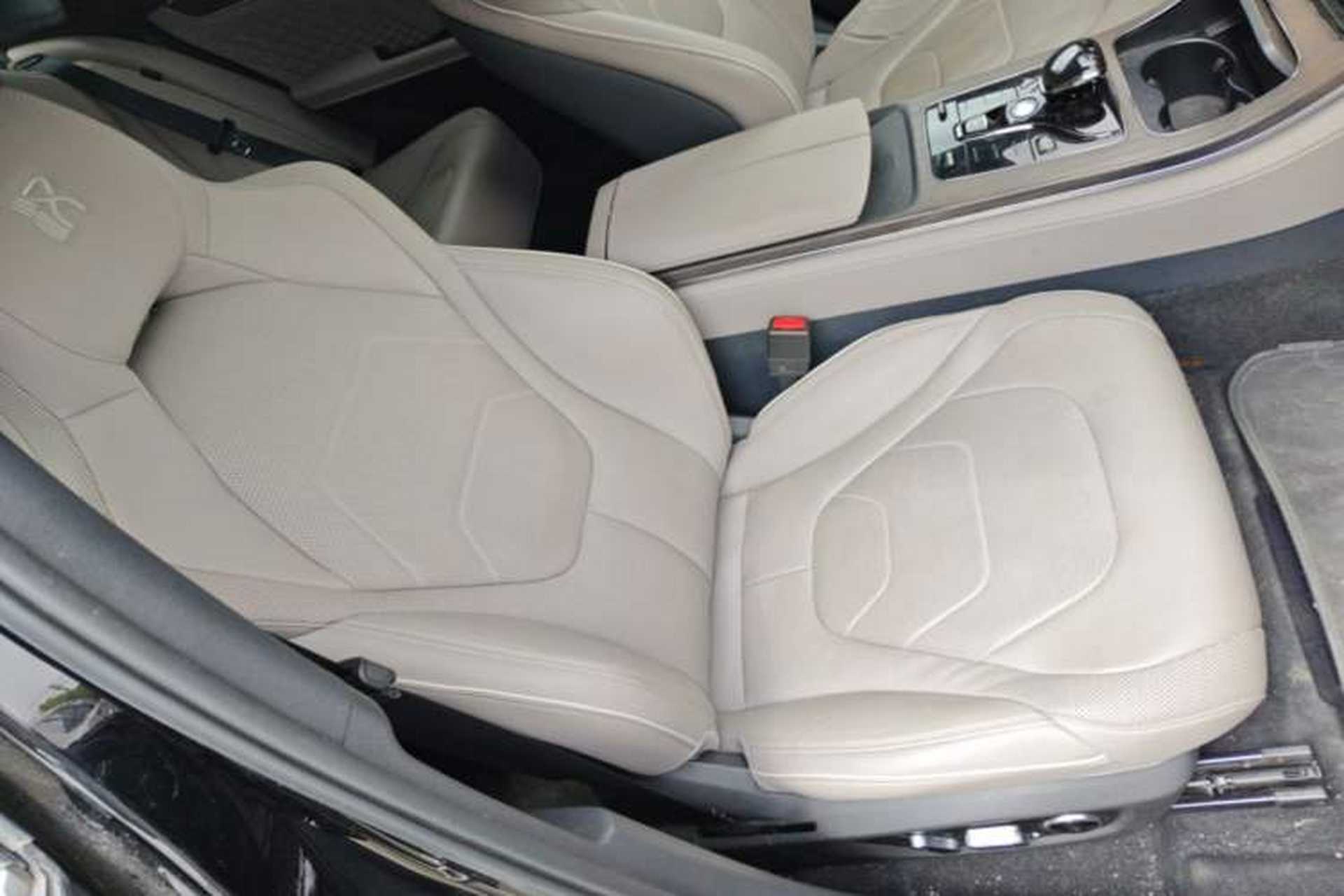 Used BYD Han 2024 EV Glory Edition 610 km All-Wheel Drive "Tian Shen Zhi Jia" Intelligent Driving Model Right Front Seat