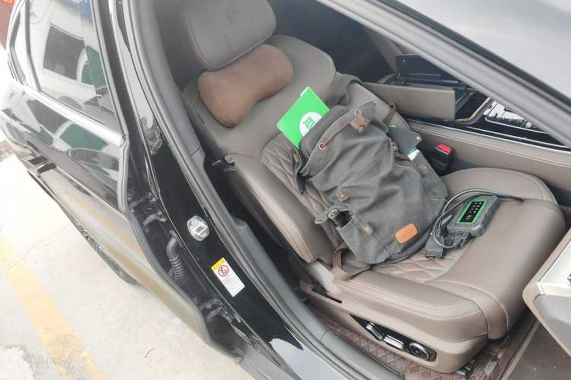 Used BYD Han 2024 DM-i Glory Edition 121KM Prestige Model Right Front Seat