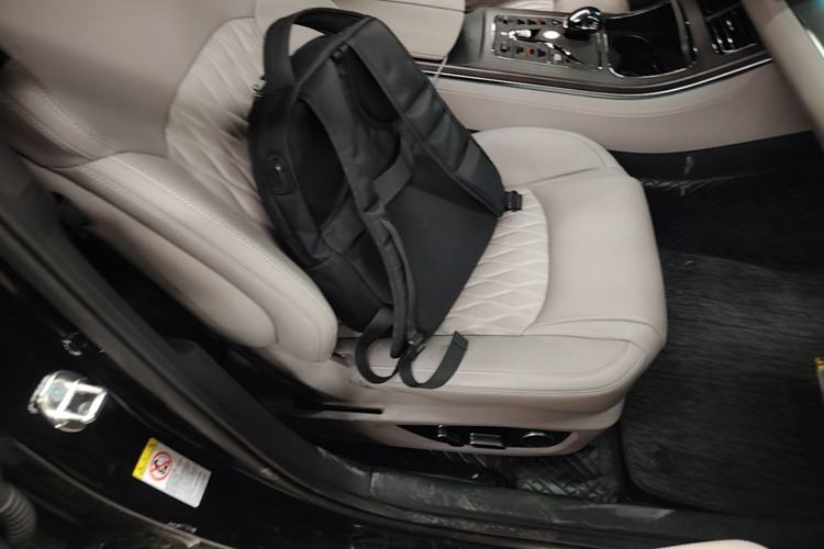 Used BYD Han 2024 DM-i Glory Edition 121KM Premium Model Right Front Seat