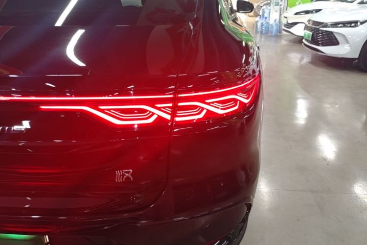 Used BYD Han 2024 EV Glory Edition 506KM Front-Wheel-Drive Premium Model Right Rear Taillight