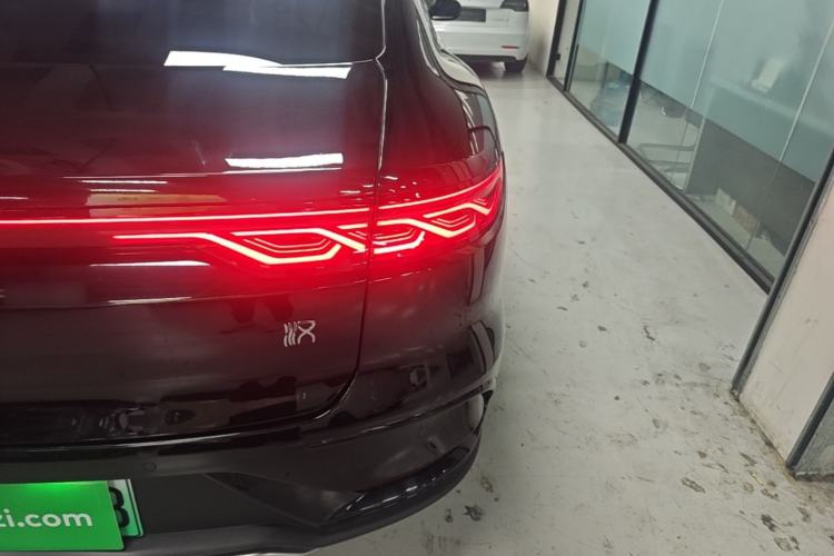 Used BYD Han 2024 DM-i Glory Edition 121KM Prestige Model Right Rear Taillight