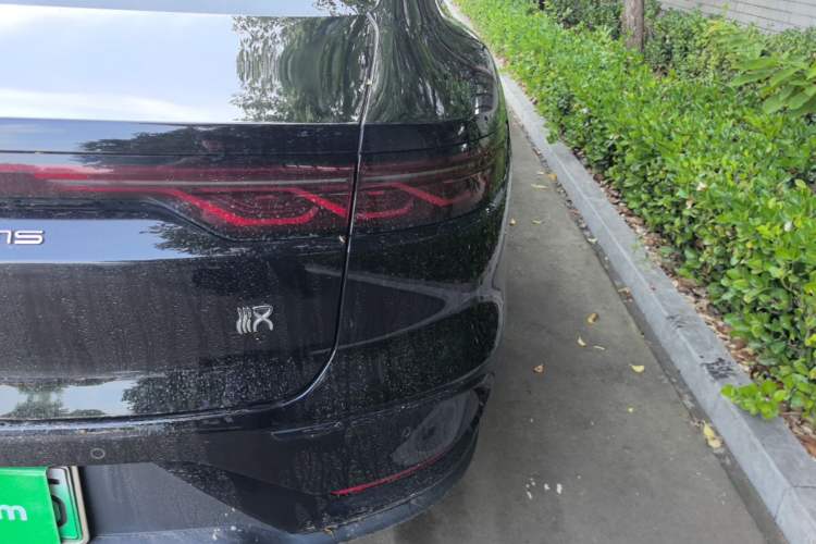 Used BYD Han 2024 EV Glory Edition 506KM Front-Wheel-Drive Premium Model Right Rear Taillight
