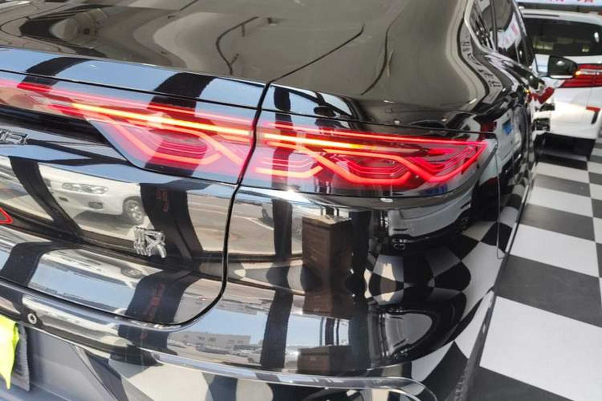 Used BYD Han 2024 DM-i Glory Edition 121KM Prestige Model Right Rear Taillight