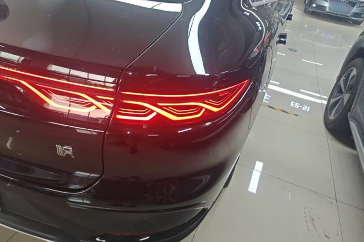 Used BYD Han 2024 DM-i Glory Edition 200KM Flagship Model Right Rear Taillight