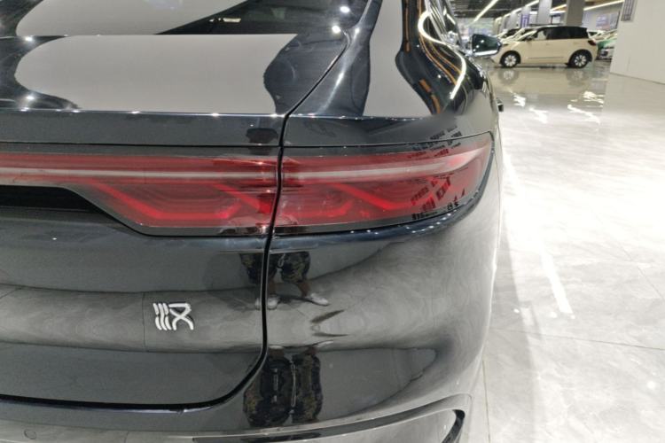 Used BYD Han 2024 EV Glory Edition 506KM Front-Wheel-Drive Premium Model Right Rear Taillight