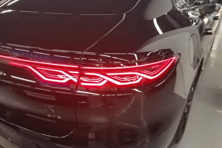 Used BYD Han 2024 DM-p War God Edition Right Rear Taillight