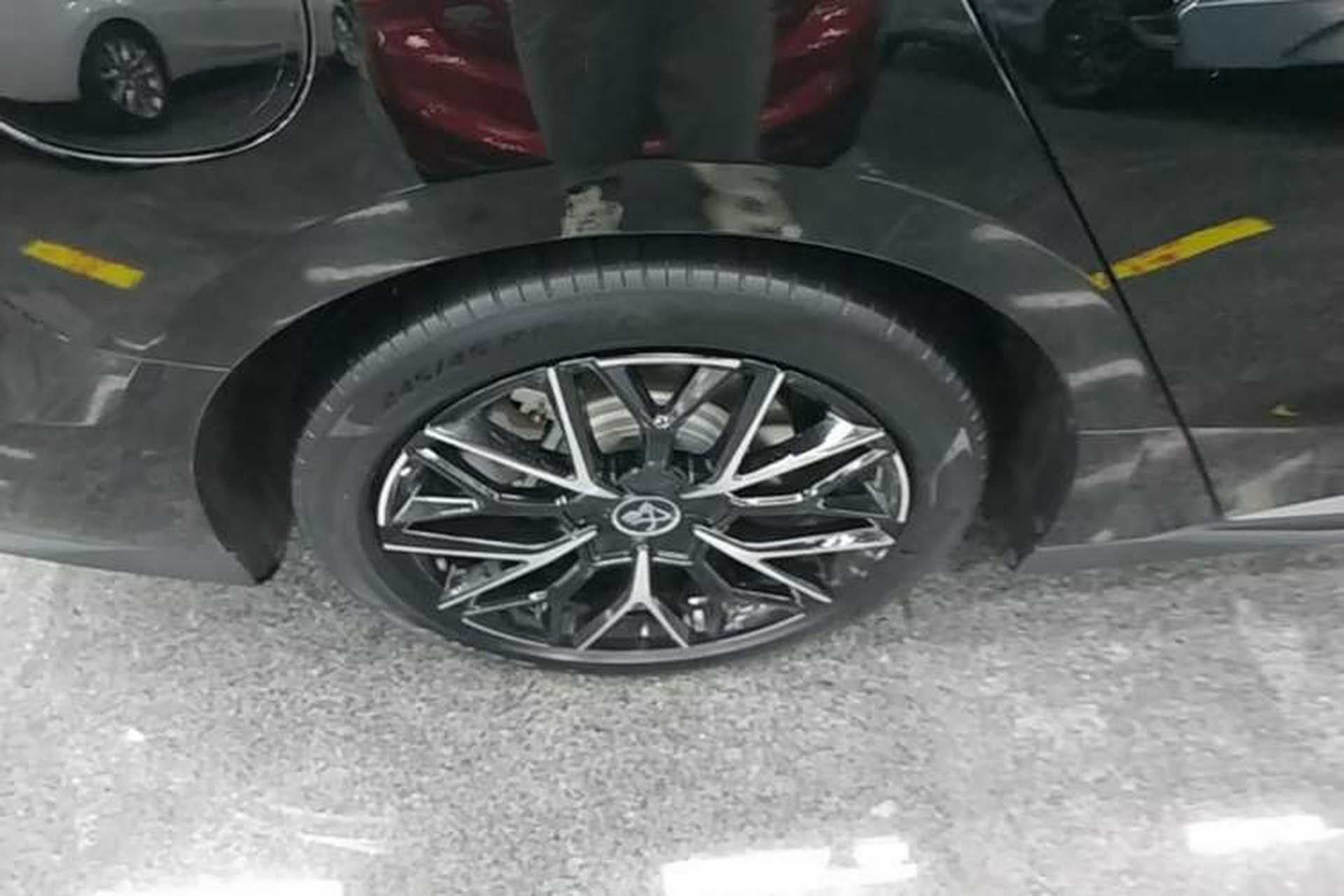 Used BYD Han 2024 EV Glory Edition 610 km All-Wheel Drive "Tian Shen Zhi Jia" Intelligent Driving Model Right Rear Wheel Hub