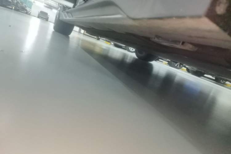 Used BYD Han 2024 EV Glory Edition 605KM Front-Wheel-Drive Premium Model Right Side Sill