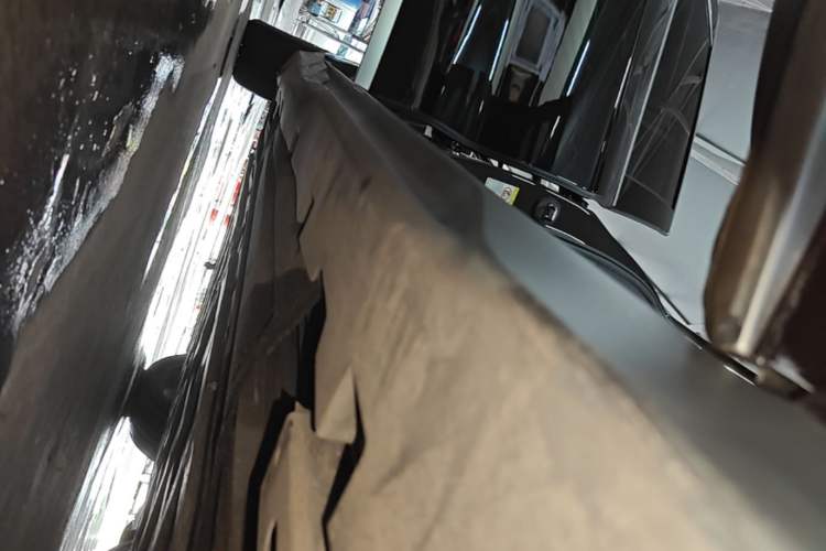 Used BYD Han 2024 EV Glory Edition 506KM Front-Wheel-Drive Premium Model Right Side Sill