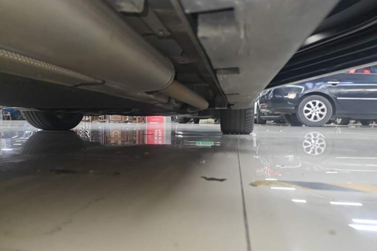 Used BYD Han 2024 DM-i Glory Edition 200KM Flagship Model Right Side Sill