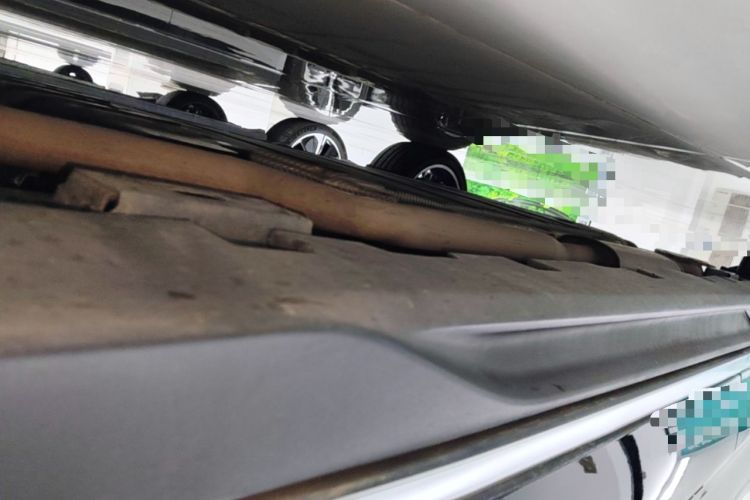 Used BYD Han 2024 DM-i Glory Edition 121KM Prestige Model Right Side Sill