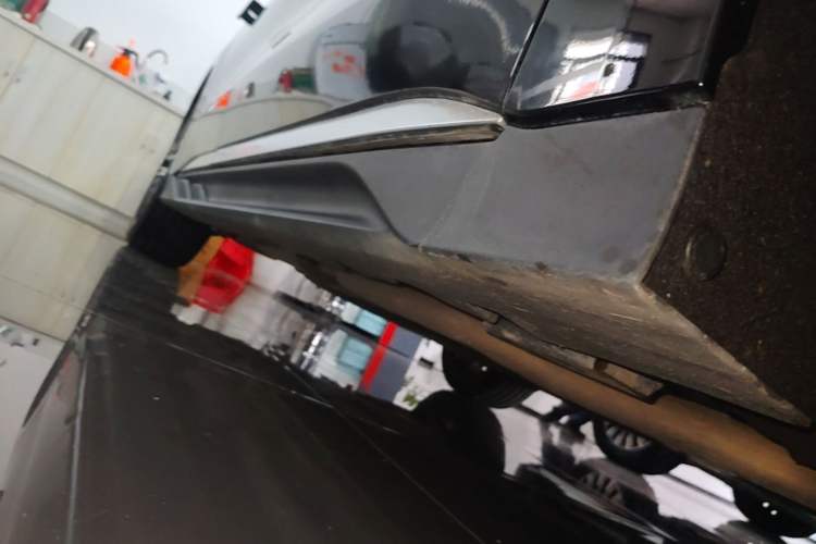 Used BYD Han 2024 DM-i Glory Edition 121KM Premium Model Right Side Sill