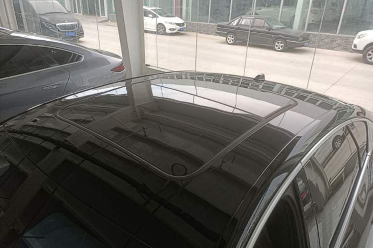 Used BYD Han 2024 EV Glory Edition 610 km All-Wheel Drive "Tian Shen Zhi Jia" Intelligent Driving Model Roof