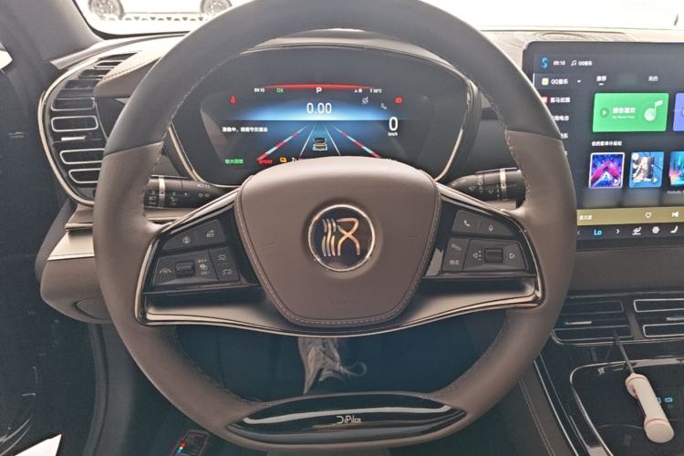 Used BYD Han 2024 EV Glory Edition 506KM Front-Wheel-Drive Premium Model Steering Wheel