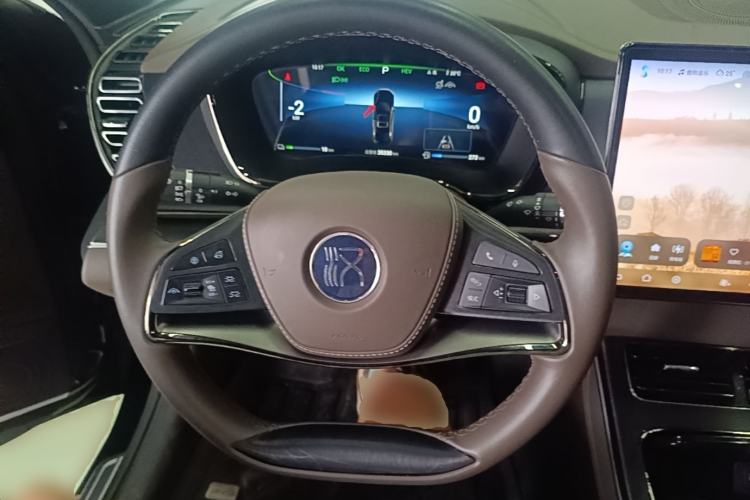 Used BYD Han 2024 DM-i Glory Edition 121KM Elite Model Steering Wheel