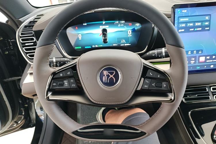 Used BYD Han 2024 EV Glory Edition 506KM Front-Wheel-Drive Premium Model Steering Wheel