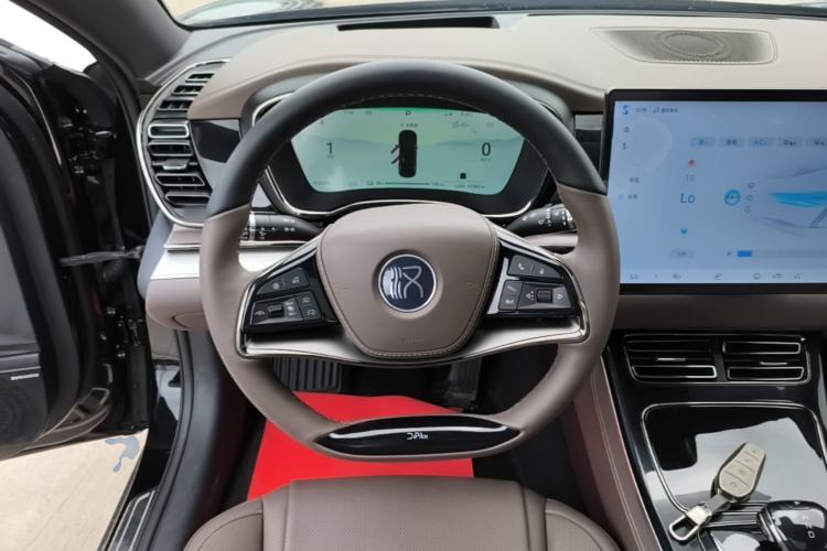 Used BYD Han 2024 EV Glory Edition 605KM Front-Wheel-Drive Premium Model Steering Wheel