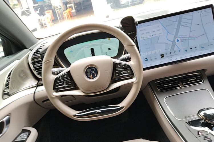 Used BYD Han 2024 EV Glory Edition 605KM Front-Wheel-Drive Premium Model Steering Wheel