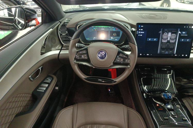Used BYD Han 2024 DM-i Glory Edition 121KM Prestige Model Steering Wheel