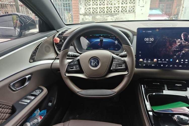 Used BYD Han 2024 DM-i Glory Edition 121KM Prestige Model Steering Wheel