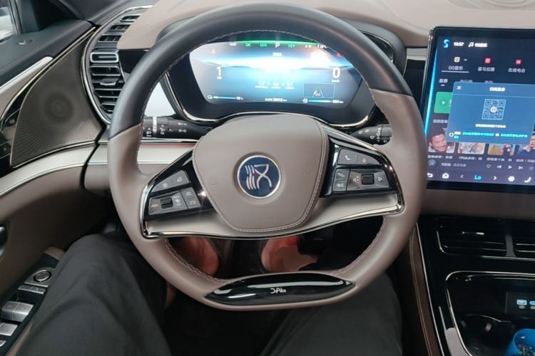 Used BYD Han 2024 DM-i Glory Edition 121KM Prestige Model Steering Wheel