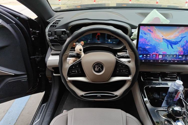 Used BYD Han 2024 DM-i Glory Edition 121KM Prestige Model Steering Wheel