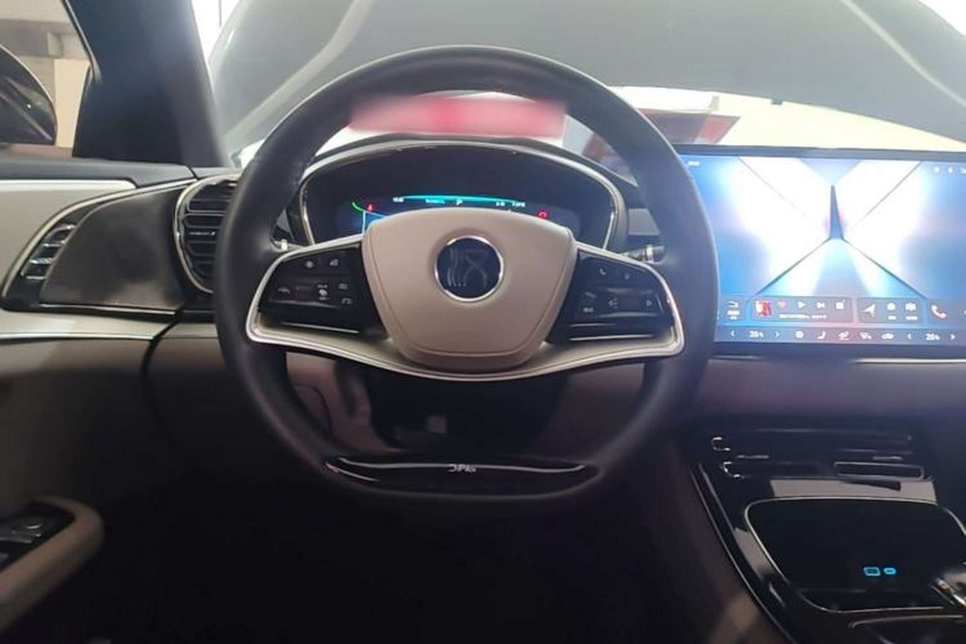 Used BYD Han 2024 DM-i Glory Edition 121KM Prestige Model Steering Wheel