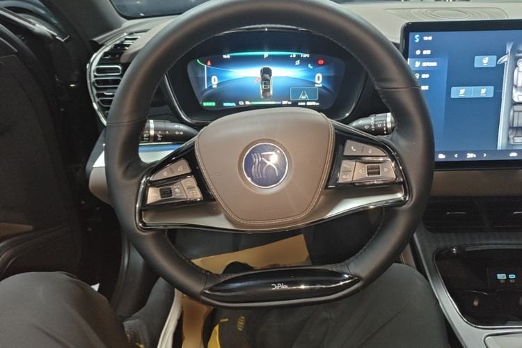 Used BYD Han 2024 EV Glory Edition 506KM Front-Wheel-Drive Premium Model Steering Wheel
