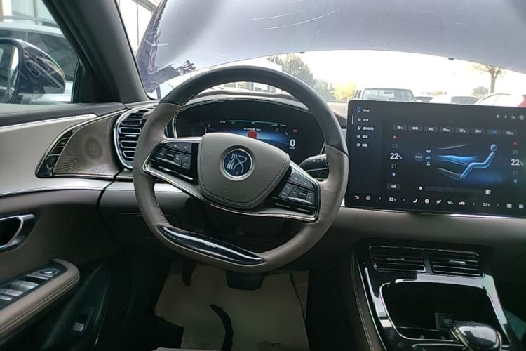 Used BYD Han 2024 EV Glory Edition 506KM Front-Wheel-Drive Premium Model Steering Wheel