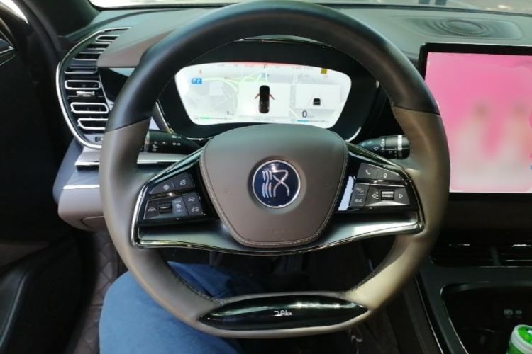 Used BYD Han 2024 DM-i Glory Edition 121KM Premium Model Steering Wheel