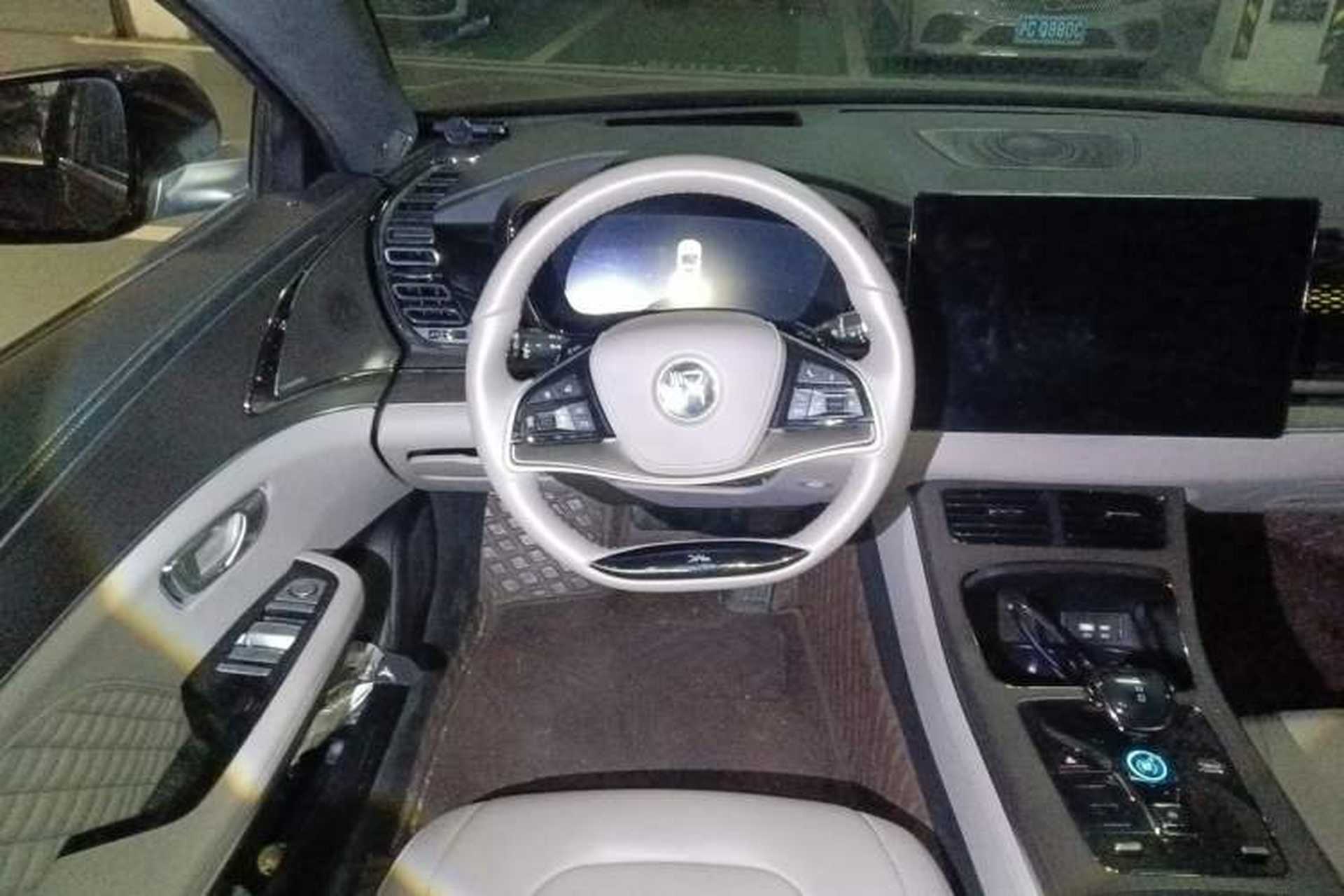 Used BYD Han 2024 EV Glory Edition 610 km All-Wheel Drive "Tian Shen Zhi Jia" Intelligent Driving Model Steering Wheel