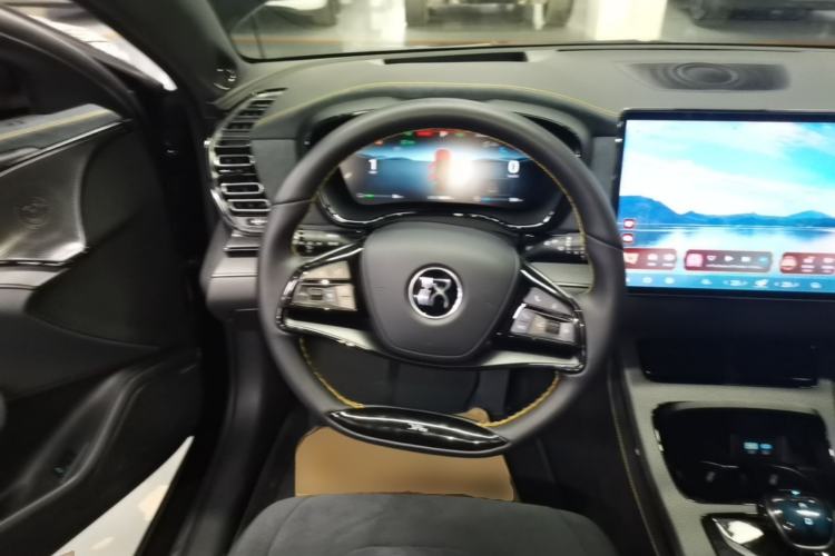 Used BYD Han 2024 DM-p War God Edition Steering Wheel
