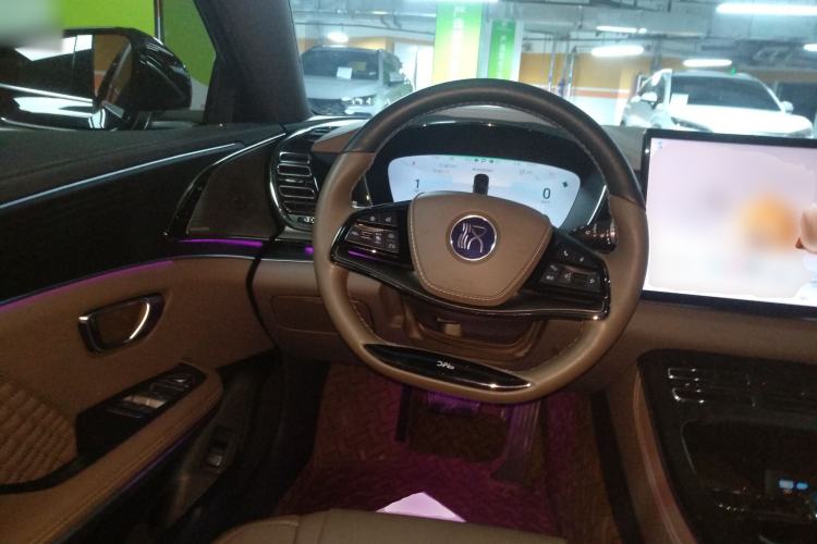 Used BYD Han 2024 DM-i Glory Edition 121KM Premium Model Steering Wheel