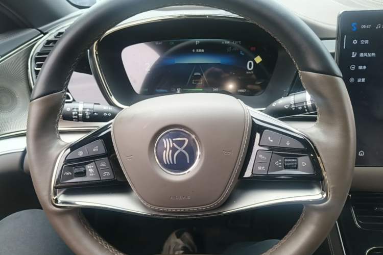 Used BYD Han 2024 EV Glory Edition 506KM Front-Wheel-Drive Premium Model Steering Wheel