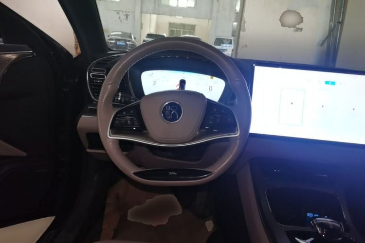 Used BYD Han 2024 DM-i Glory Edition 121KM Premium Model Steering Wheel