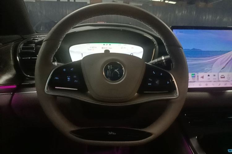 Used BYD Han 2024 EV Glory Edition 715KM Front-Wheel-Drive Flagship Model Steering Wheel