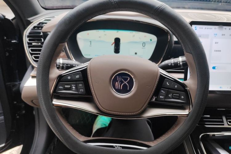 Used BYD Han 2024 EV Glory Edition 506KM Front-Wheel-Drive Premium Model Steering Wheel