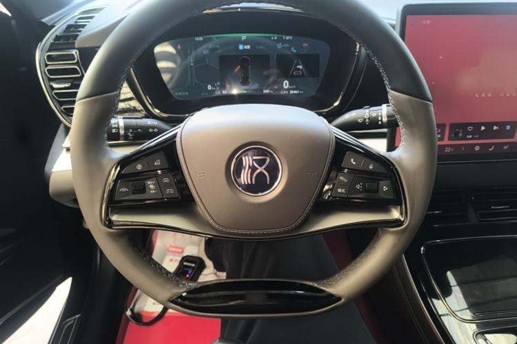 Used BYD Han 2024 EV Glory Edition 506KM Front-Wheel-Drive Premium Model Steering Wheel