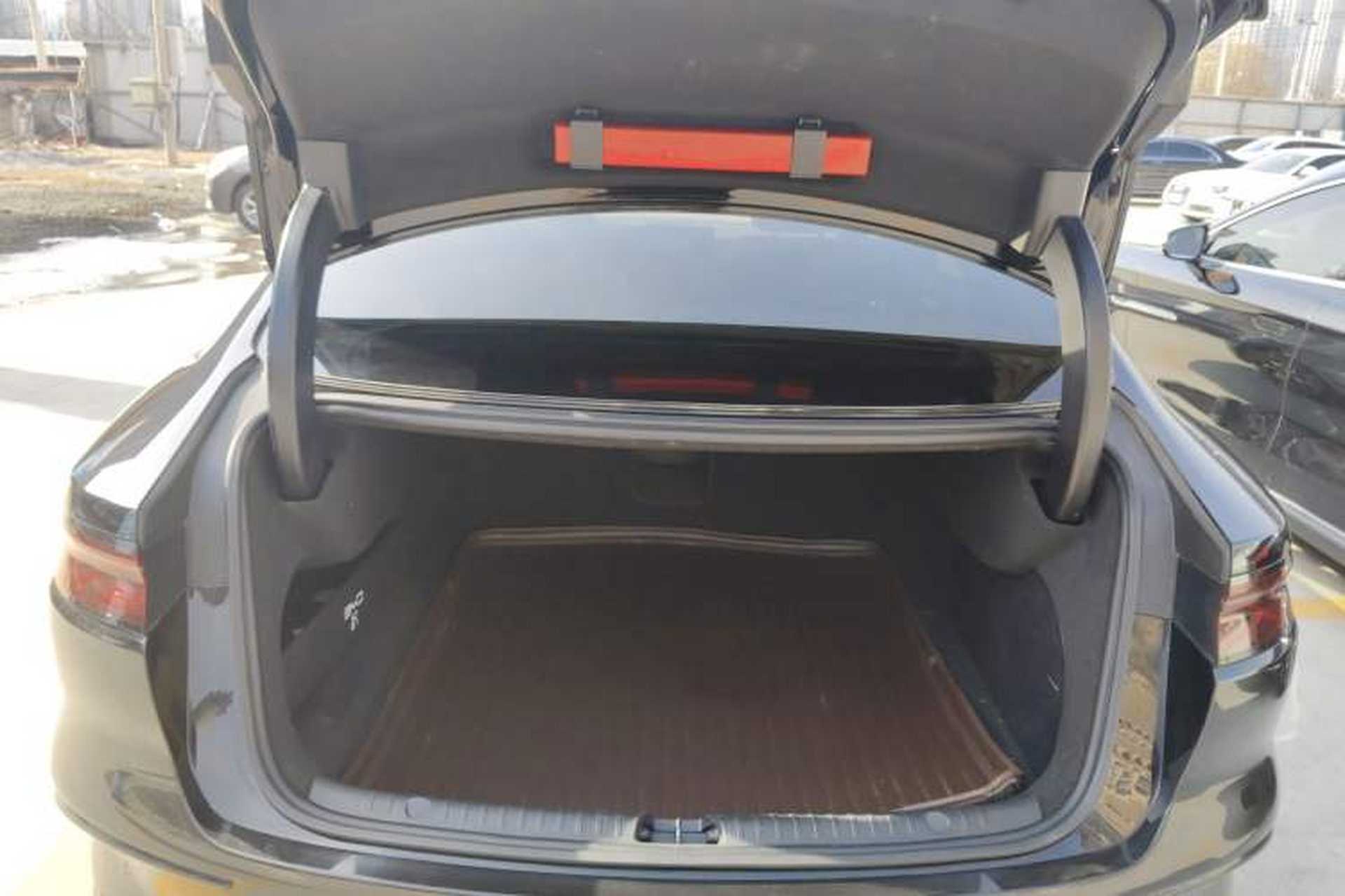 Used BYD Han 2024 EV Glory Edition 605KM Front-Wheel-Drive Premium Model Trunk