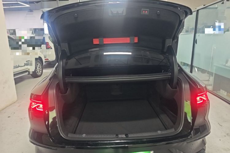 Used BYD Han 2024 DM-i Glory Edition 121KM Prestige Model Trunk