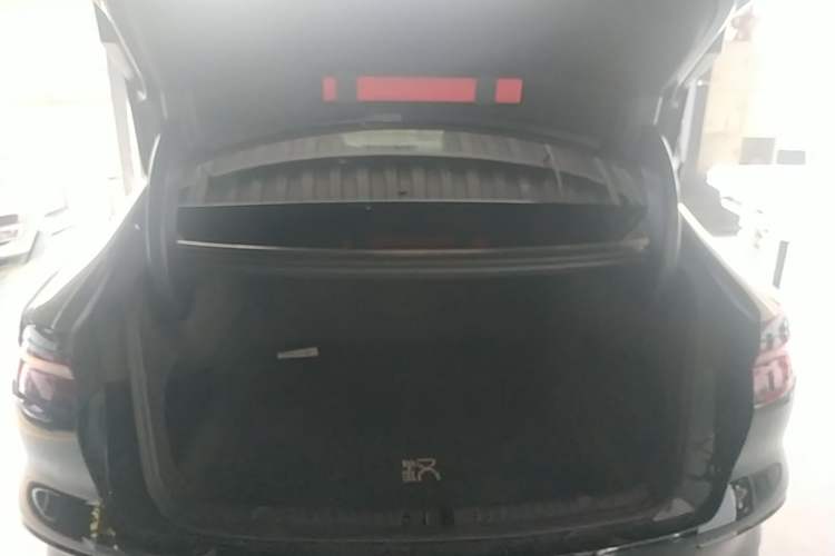Used BYD Han 2024 DM-i Glory Edition 121KM Prestige Model Trunk