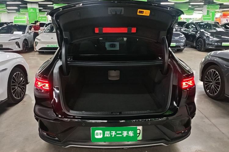 Used BYD Han 2024 EV Glory Edition 610 km All-Wheel Drive "Tian Shen Zhi Jia" Intelligent Driving Model Trunk