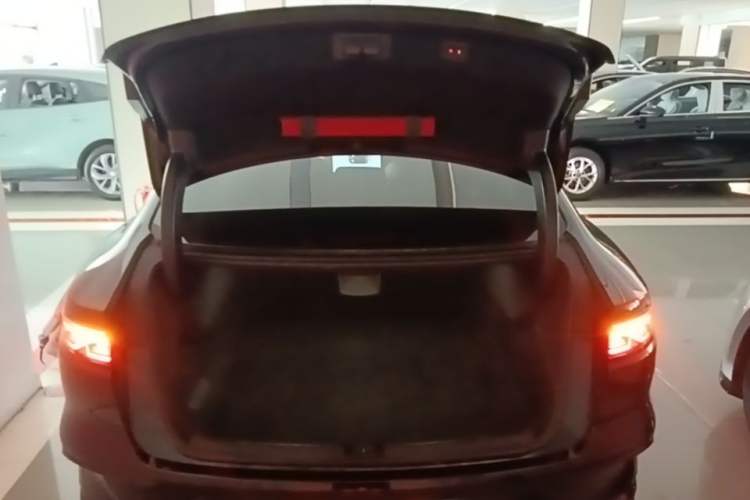 Used BYD Han 2024 DM-i Glory Edition 121KM Premium Model Trunk